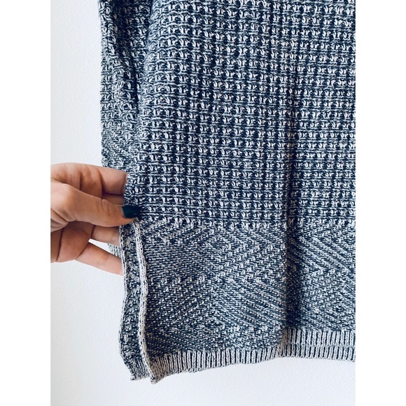 Knit sweater - Picture 3 of 4